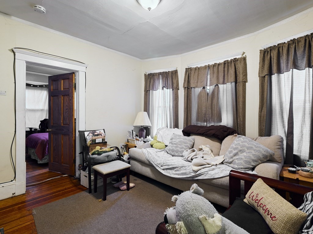 455 Washington Street Haverhill, MA 01832 - Photo 29 of 42 a living room with furniture and a window