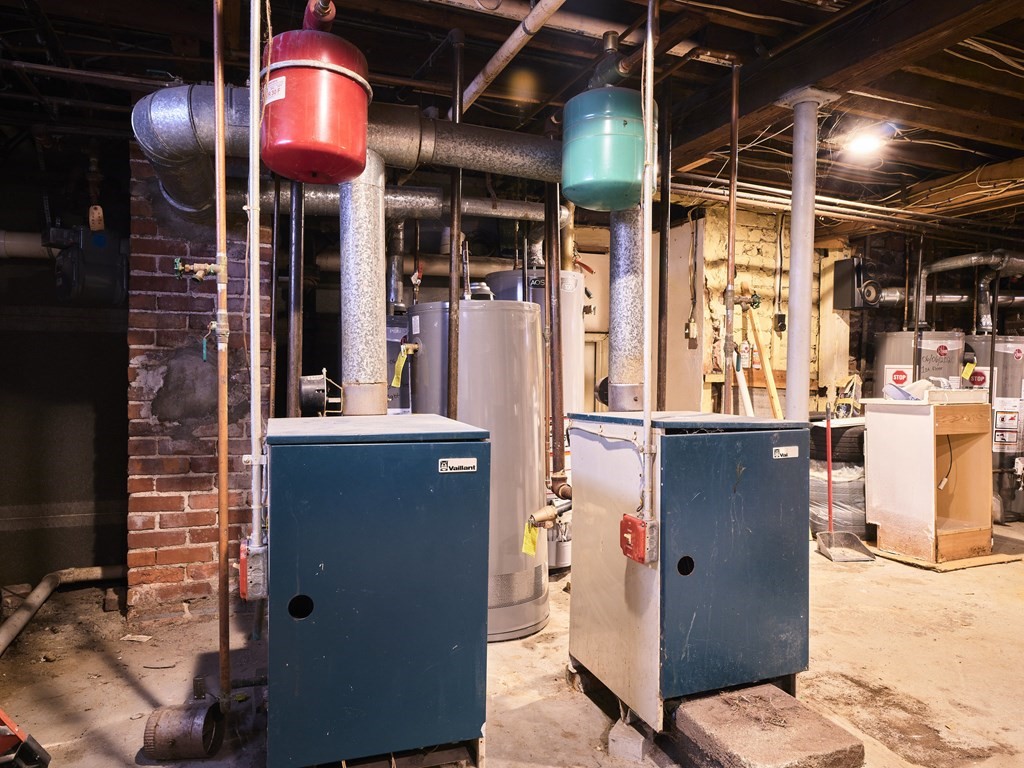 455 Washington Street Haverhill, MA 01832 - Photo 38 of 42 a view of interior of the house
