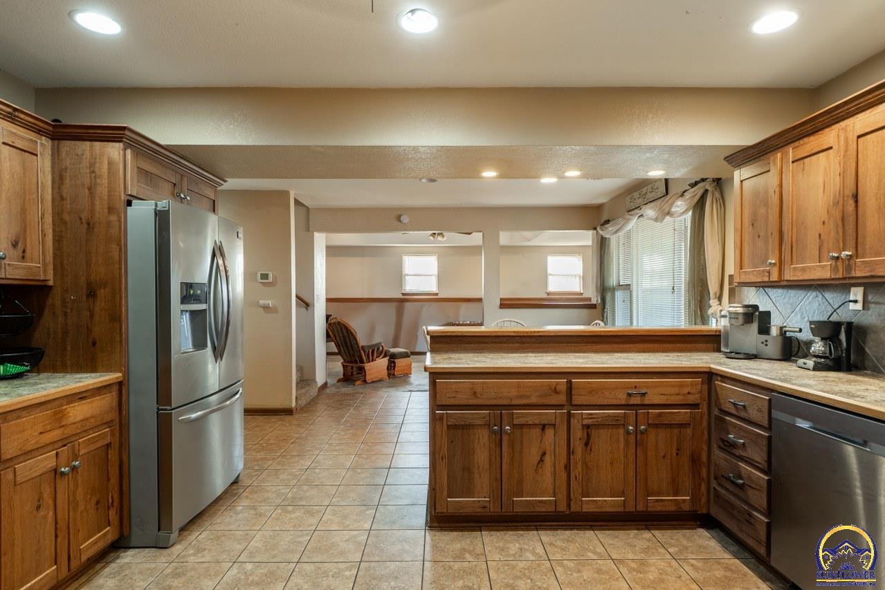 6816 Butler Road Meriden, KS 66512 - Photo 11 of 35