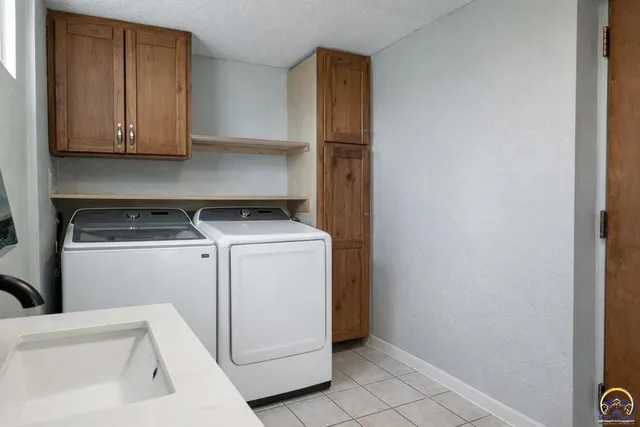 $298,000 | 6816 Butler Road, Meriden, KS 66512