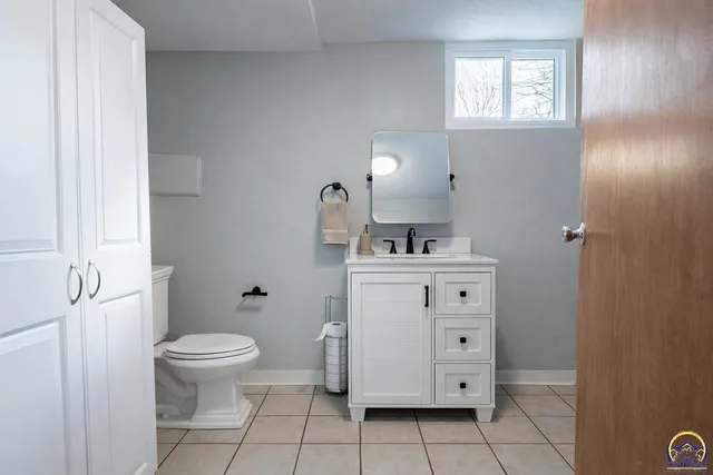 $298,000 | 6816 Butler Road, Meriden, KS 66512