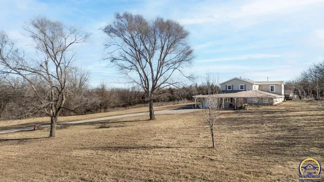 $298,000 | 6816 Butler Road, Meriden, KS 66512