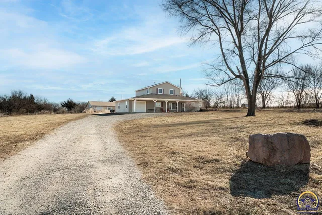 $298,000 | 6816 Butler Road, Meriden, KS 66512