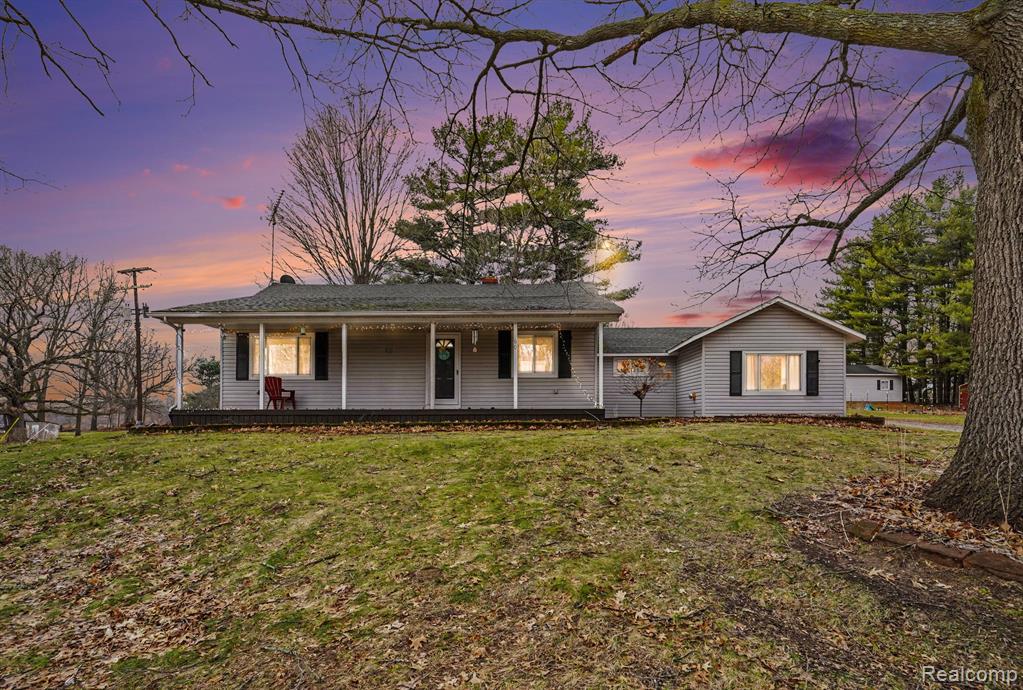 90 South Elm Grove Road Lapeer, MI 48446 - Photo 2 of 25 Gallery Image 2