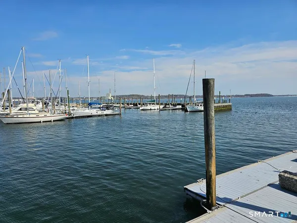 $1,900 | 19 Howard Avenue, Unit 1, New Haven, CT 06519