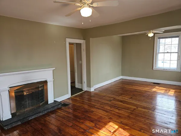 $1,900 | 19 Howard Avenue, Unit 1, New Haven, CT 06519