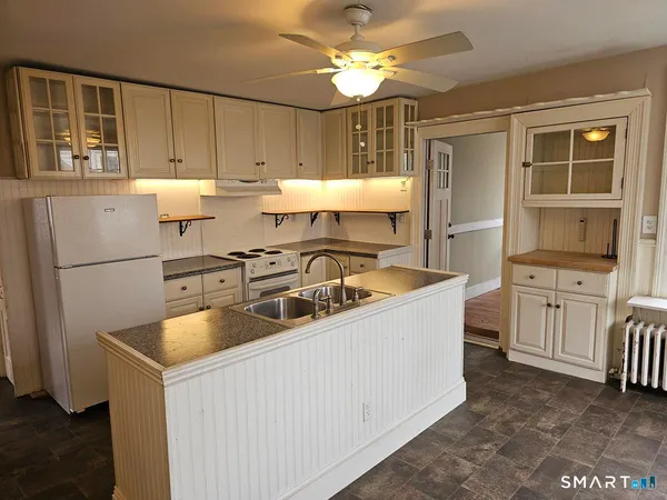 $1,900 | 19 Howard Avenue, Unit 1, New Haven, CT 06519