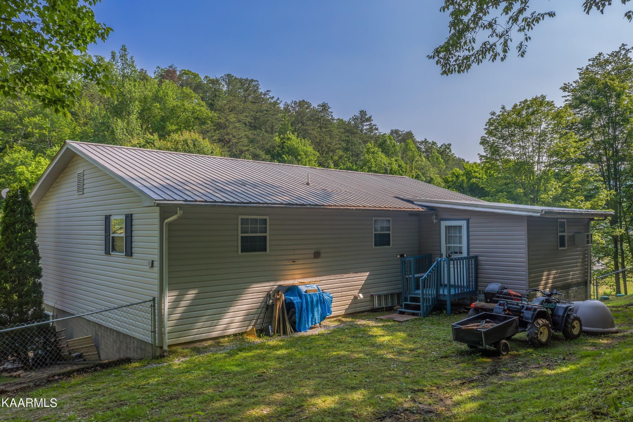 3226 Bogard Road Cosby, TN 37722 - Photo 4 of 35