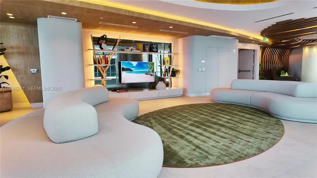 $11,500 | 700 Northeast 24th Street, Unit 4603, Miami, FL 33137