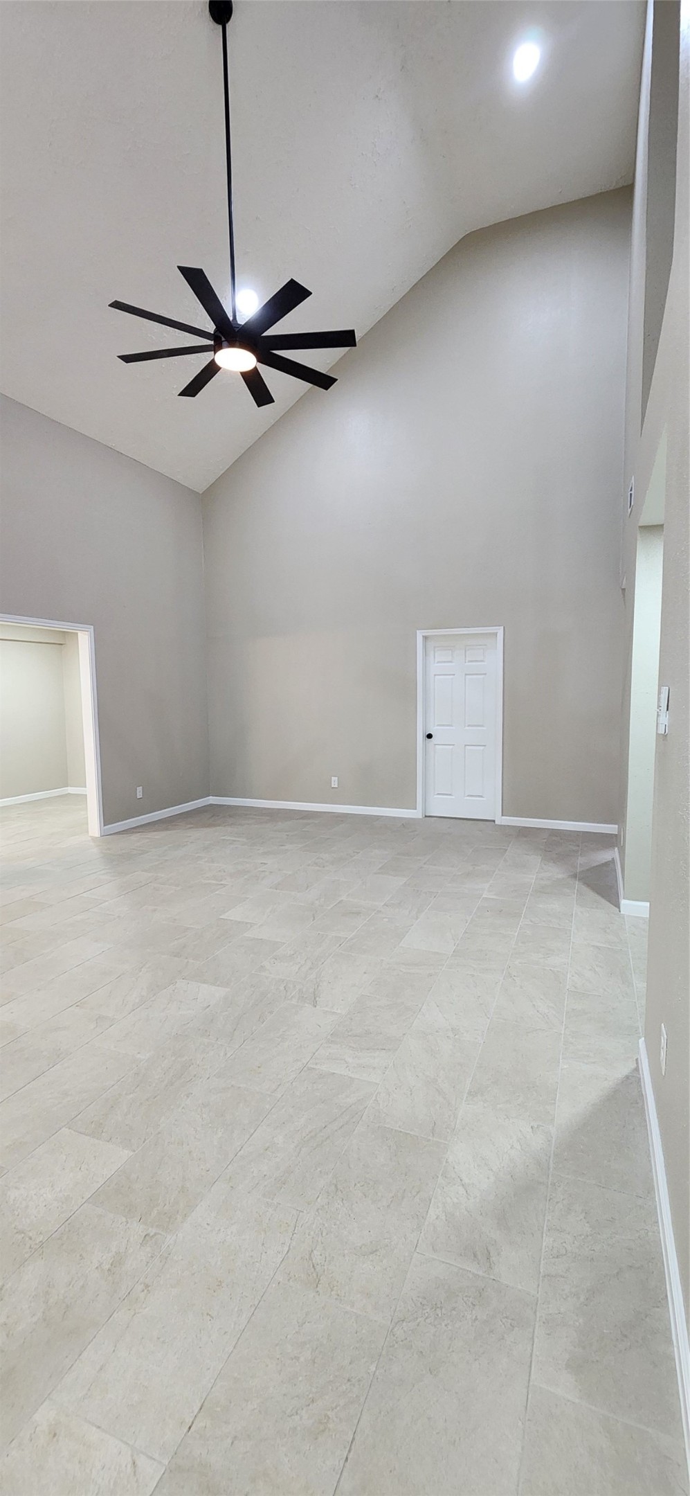 128 Lasso Street Angleton, TX 77515 - Photo 2 of 24
