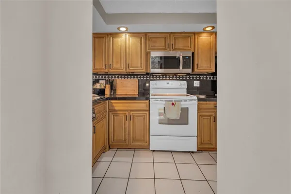 $129,900 | 67 Fox Court, Gates, NY 14606