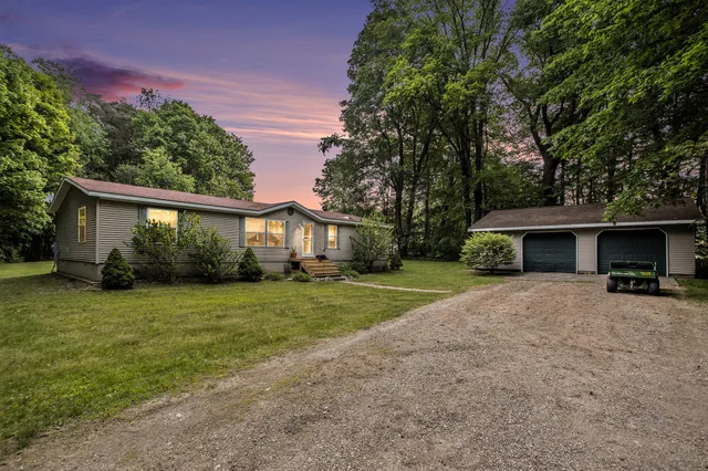 $1,285,000 | 2255 River Road, Hastings, MI 49058