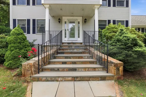 $1,175,000 | 50 Weyfair Path, Weymouth, MA 02190