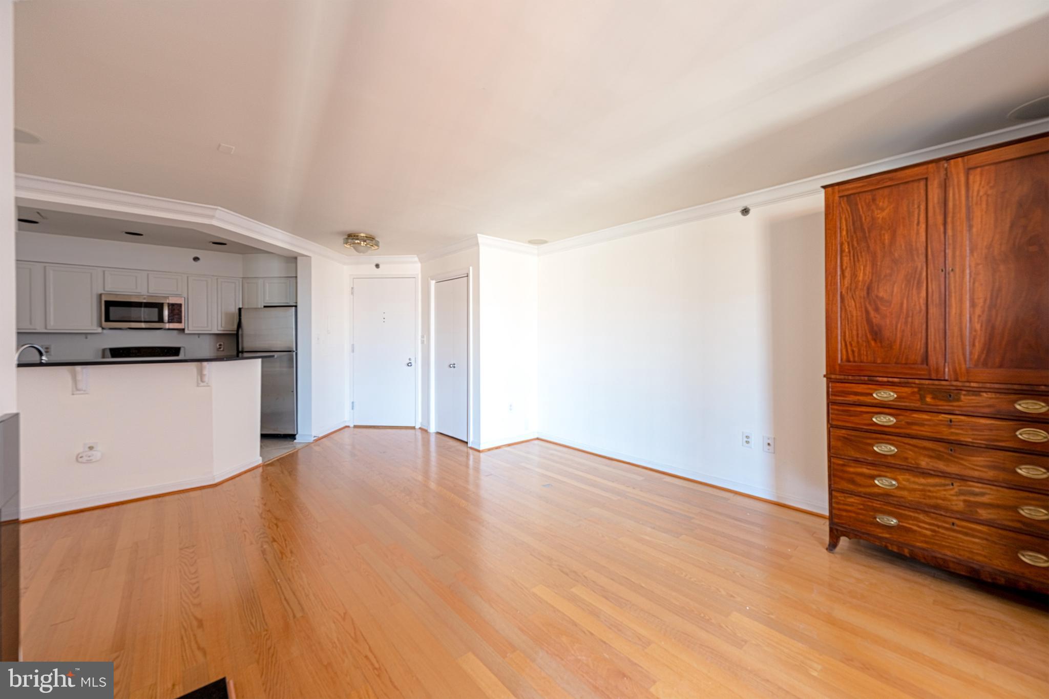 1230 23rd Street Northwest Washington, DC 20037 - Photo 7 of 21