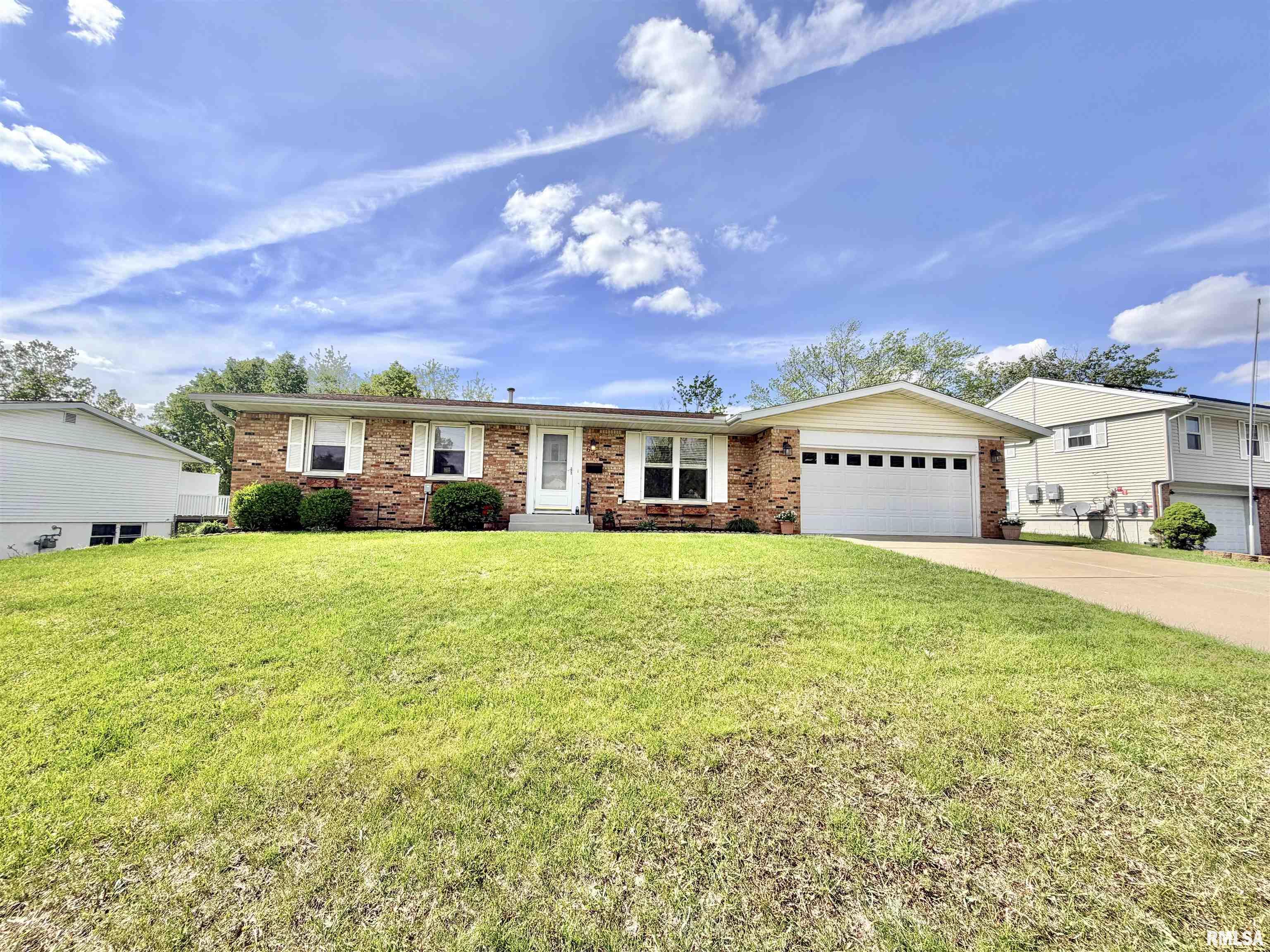 6316 North Hamilton Road Peoria, IL 61614 - Photo 1 of 67 Gallery Image 1
