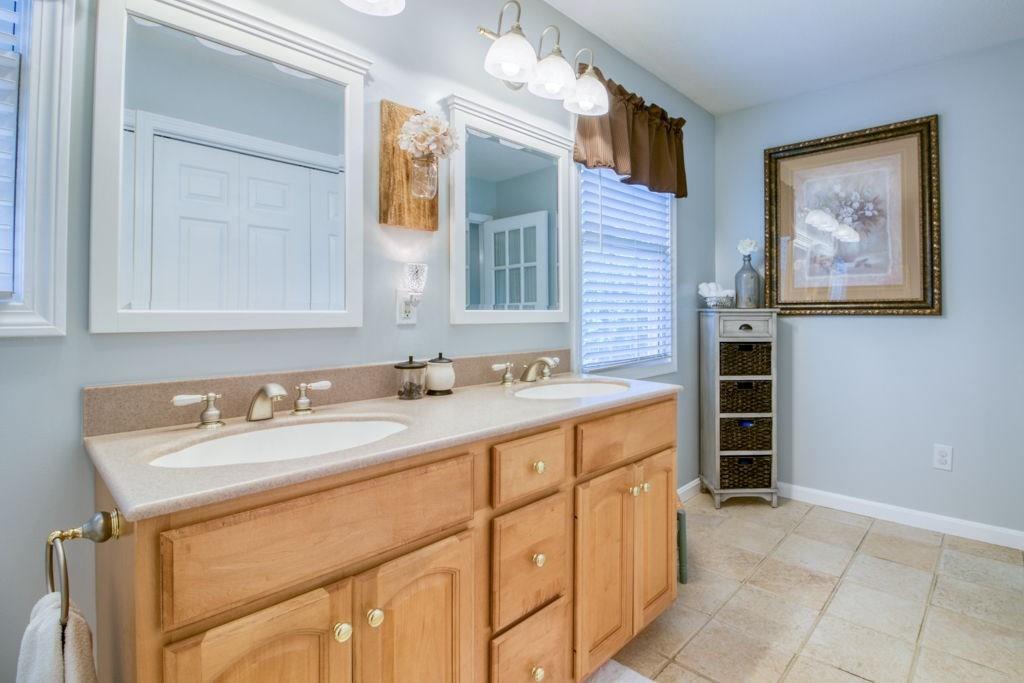 47 Hillside Road Westfield, MA 01085 - Photo 18 of 37 Gallery Image 18