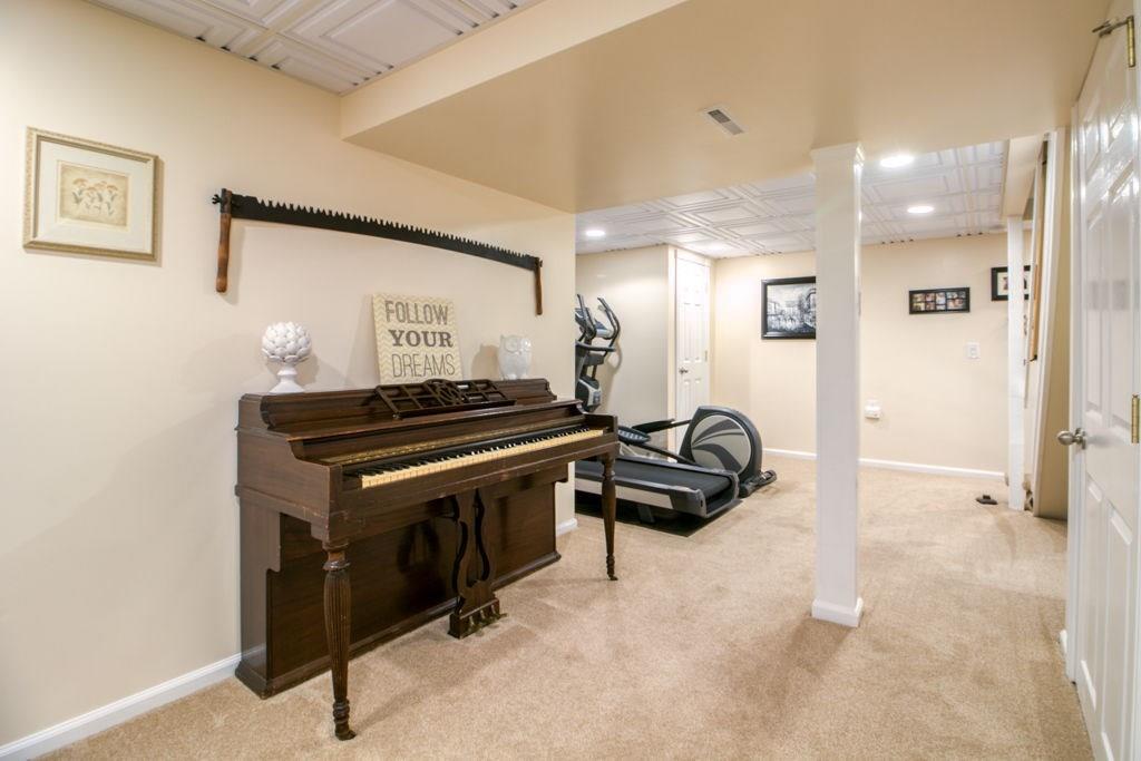 47 Hillside Road Westfield, MA 01085 - Photo 25 of 37 Gallery Image 25