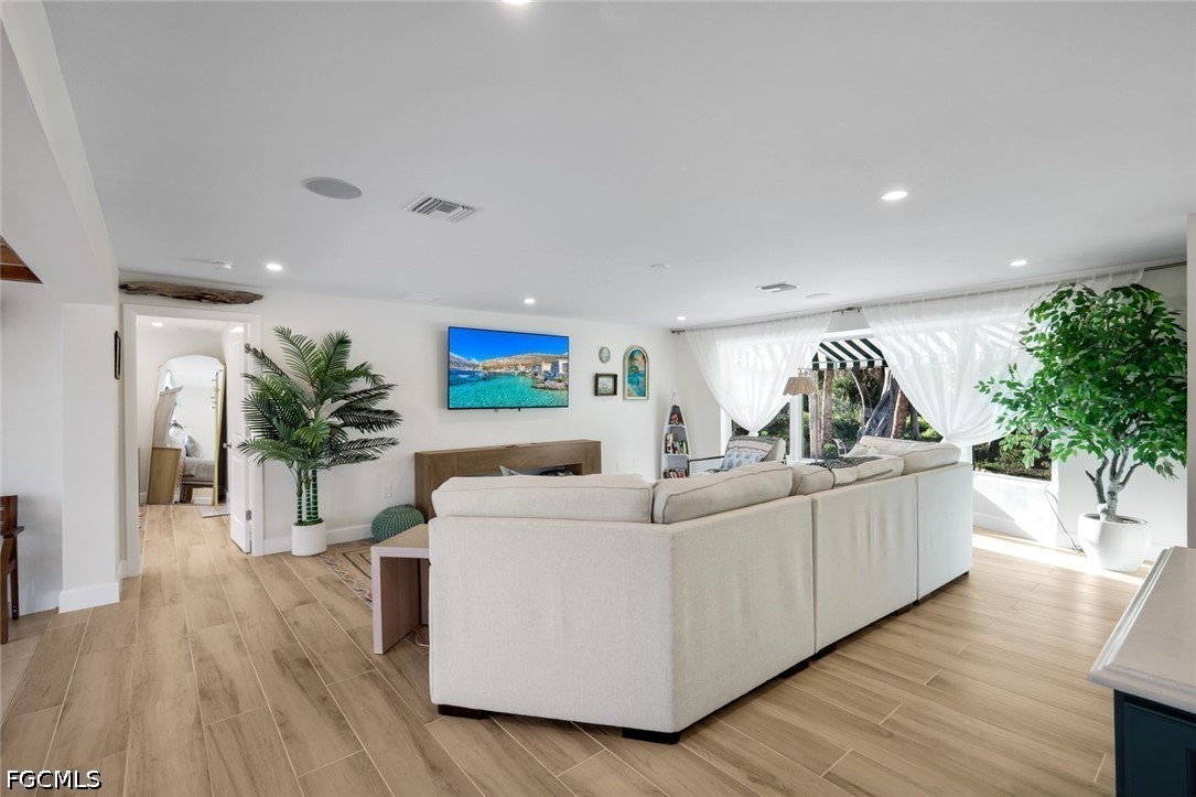 969 Fish Crow Road Sanibel, FL 33957 - Photo 27 of 34 Gallery Image 27