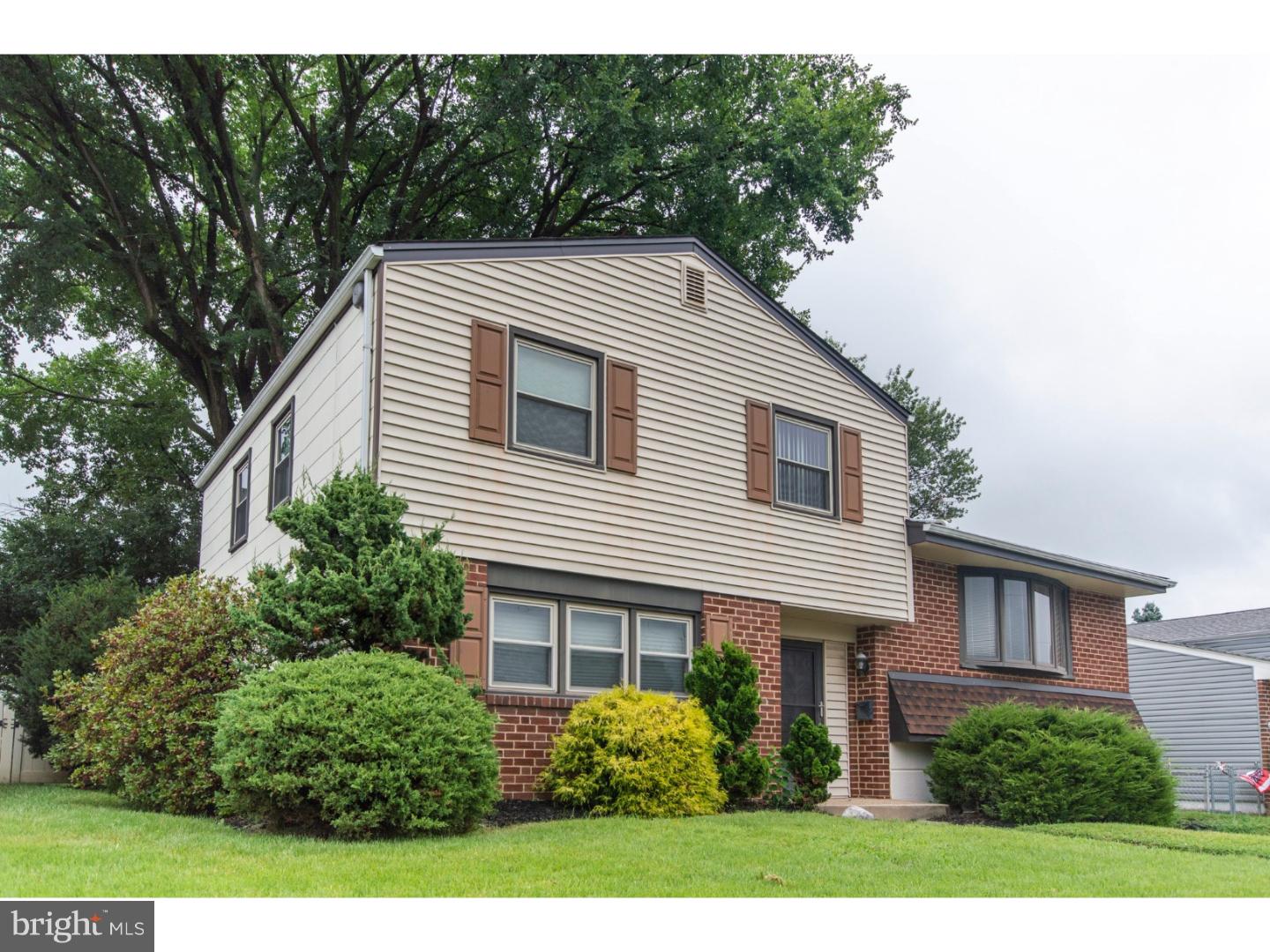 1119 Norwalk Road Philadelphia, PA 19115 - Photo 2 of 25
