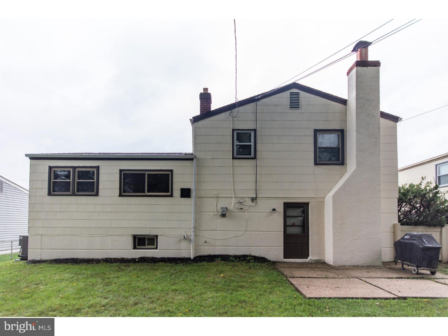 1119 Norwalk Road Philadelphia, PA 19115 - Photo 4 of 25