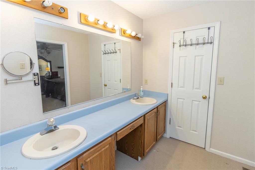 7005 Aplington Road Oak Ridge, NC 27310 - Photo 16 of 30
