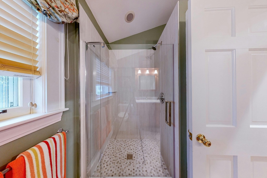 120 Circuit Road Winthrop, MA 02152 - Photo 21 of 38 Gallery Image 21