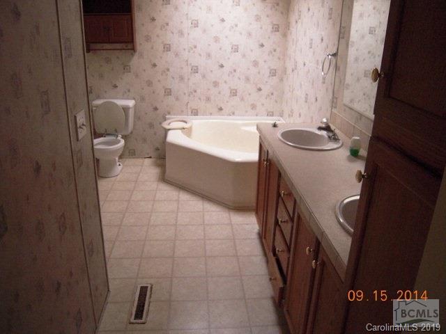 4120 Ridge Trail Morganton, NC 28655 - Photo 5 of 10 Gallery Image 5