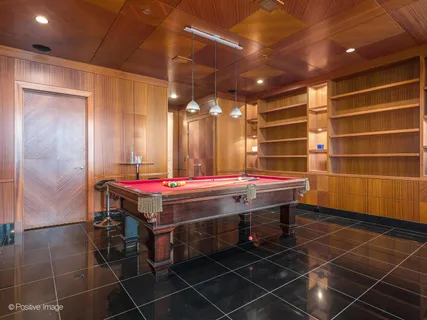 $2,350,000 | 333 West Hubbard Street, Unit 1006, Chicago, IL 60654