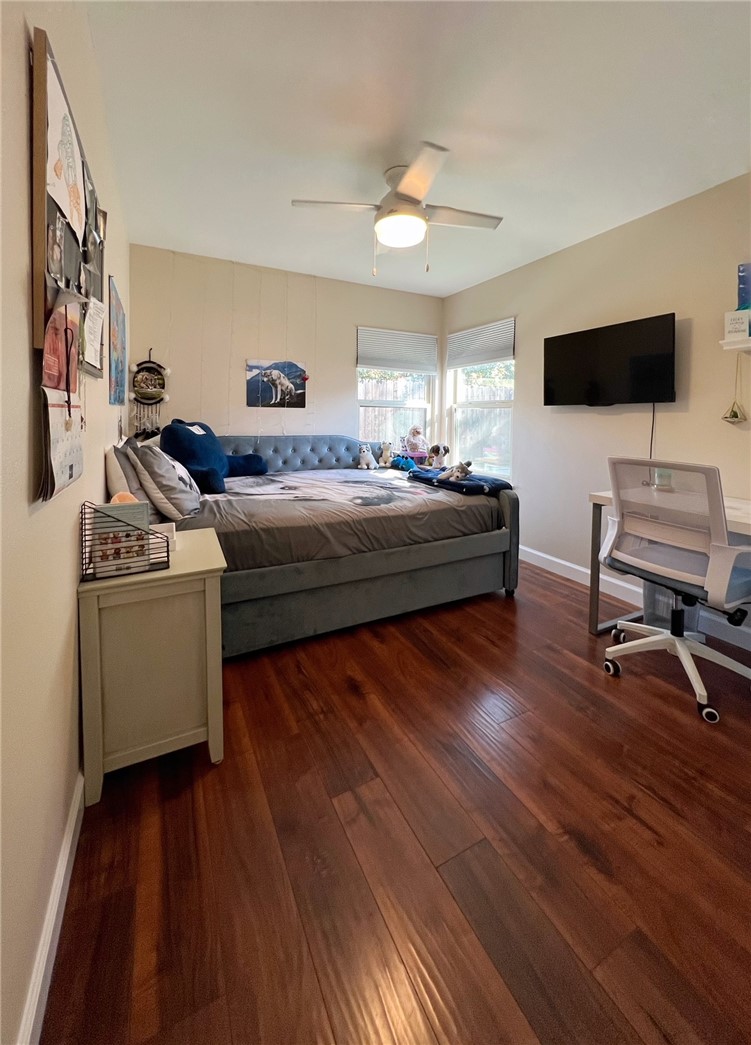 1807 Barbara Street Austin, TX 78757 - Photo 17 of 25 ANOTHER VIEW OF BEDROOM 3