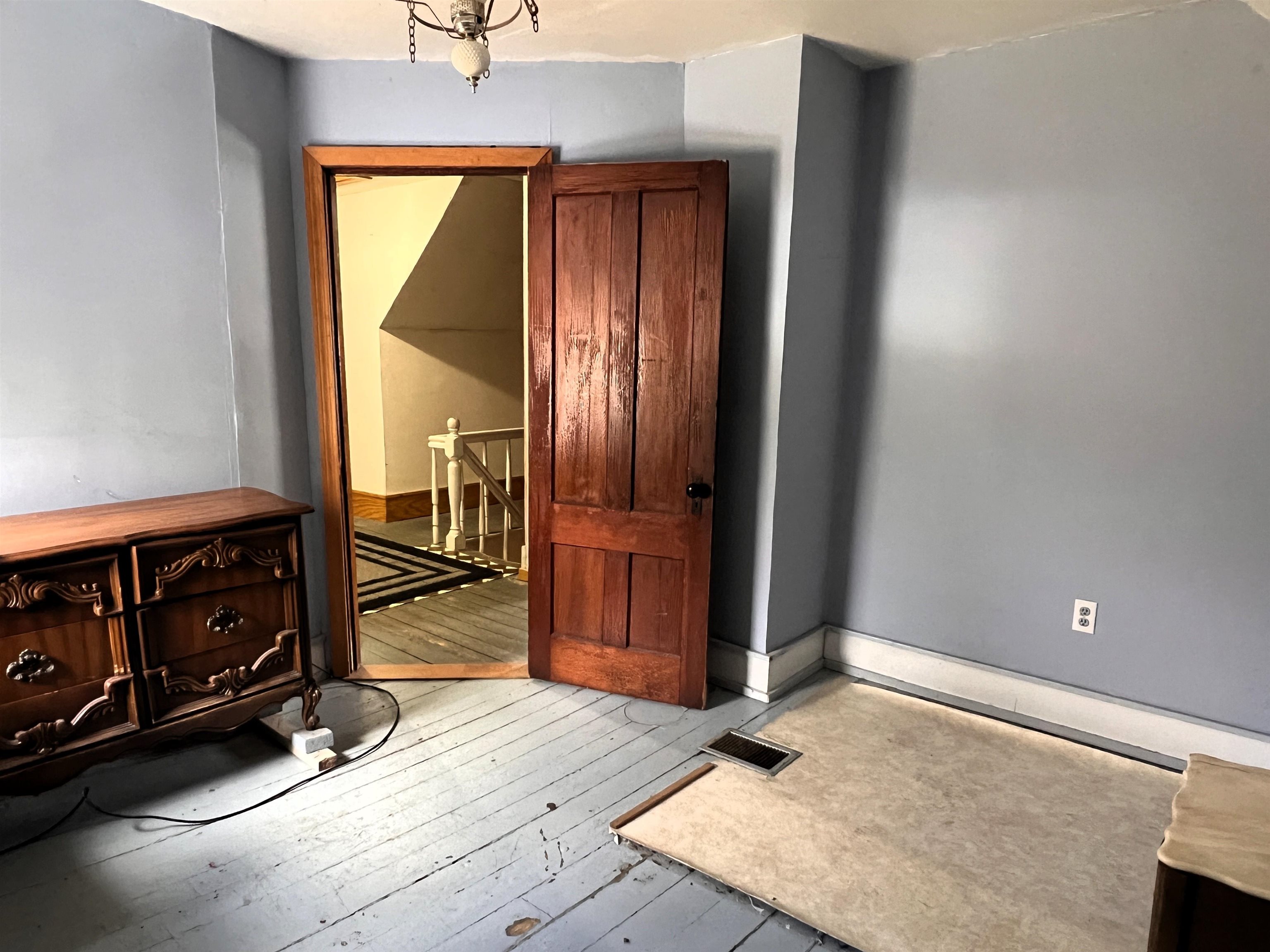 40 Beech Street Lunenburg, VT 05906 - Photo 12 of 35