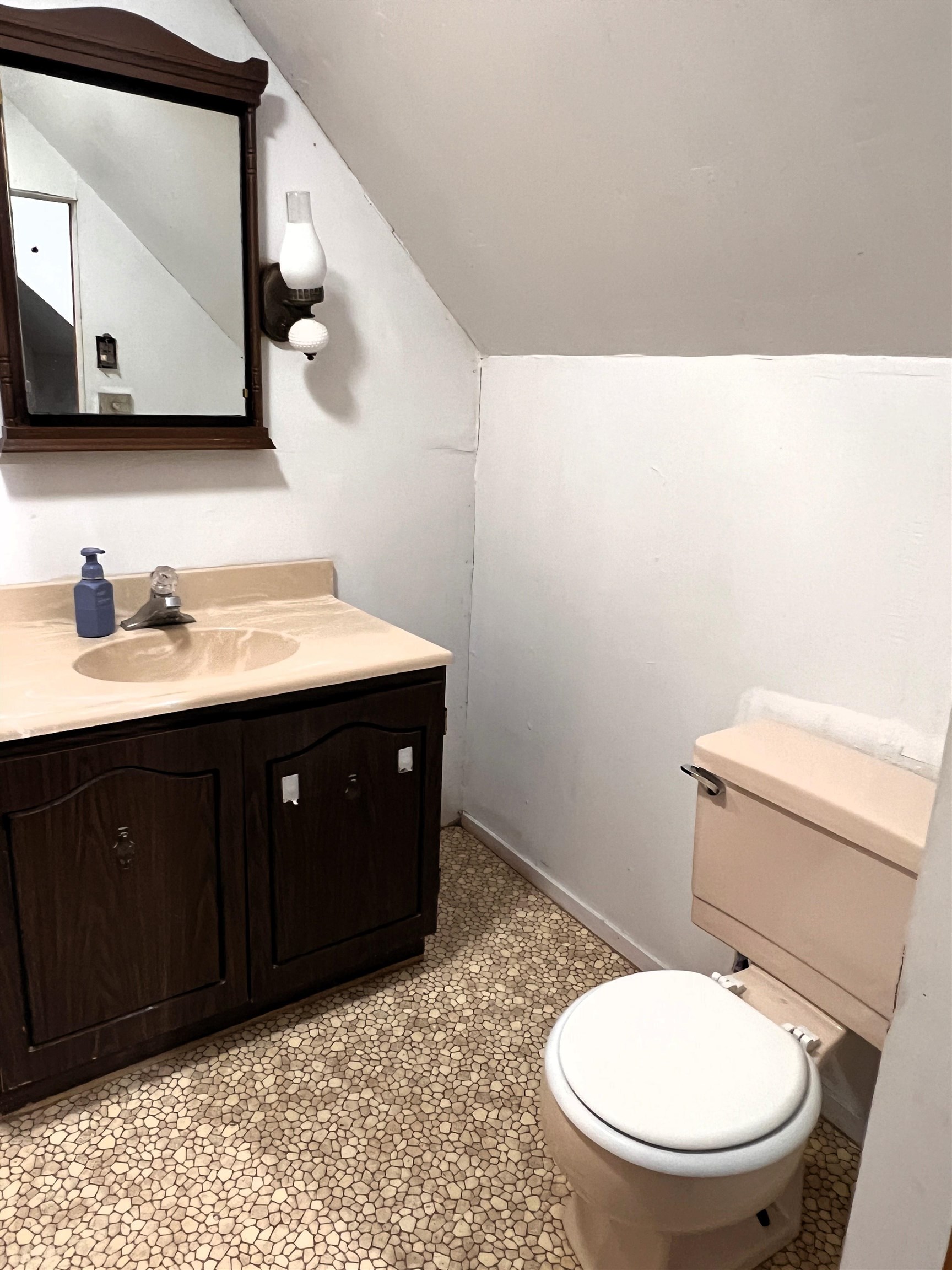 40 Beech Street Lunenburg, VT 05906 - Photo 18 of 35