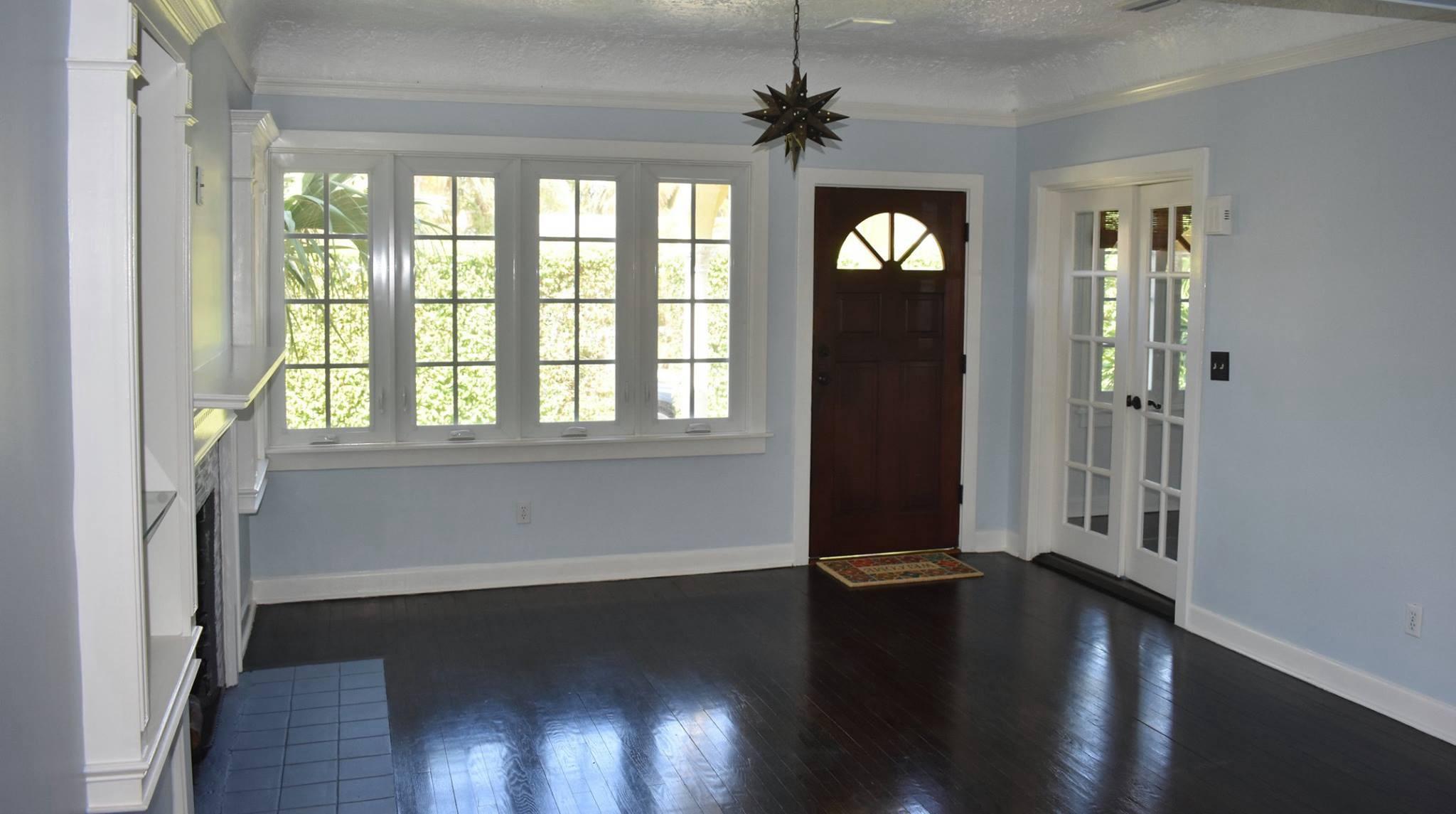 240 Conniston Road West Palm Beach, FL 33405 - Photo 2 of 20 O LIVING ROOM 2