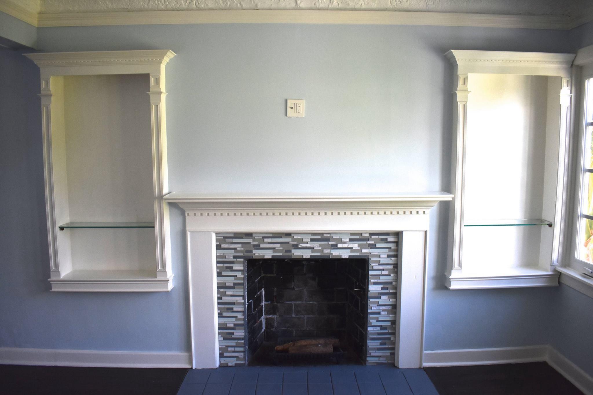 240 Conniston Road West Palm Beach, FL 33405 - Photo 3 of 20 RO RO FIREPLACE