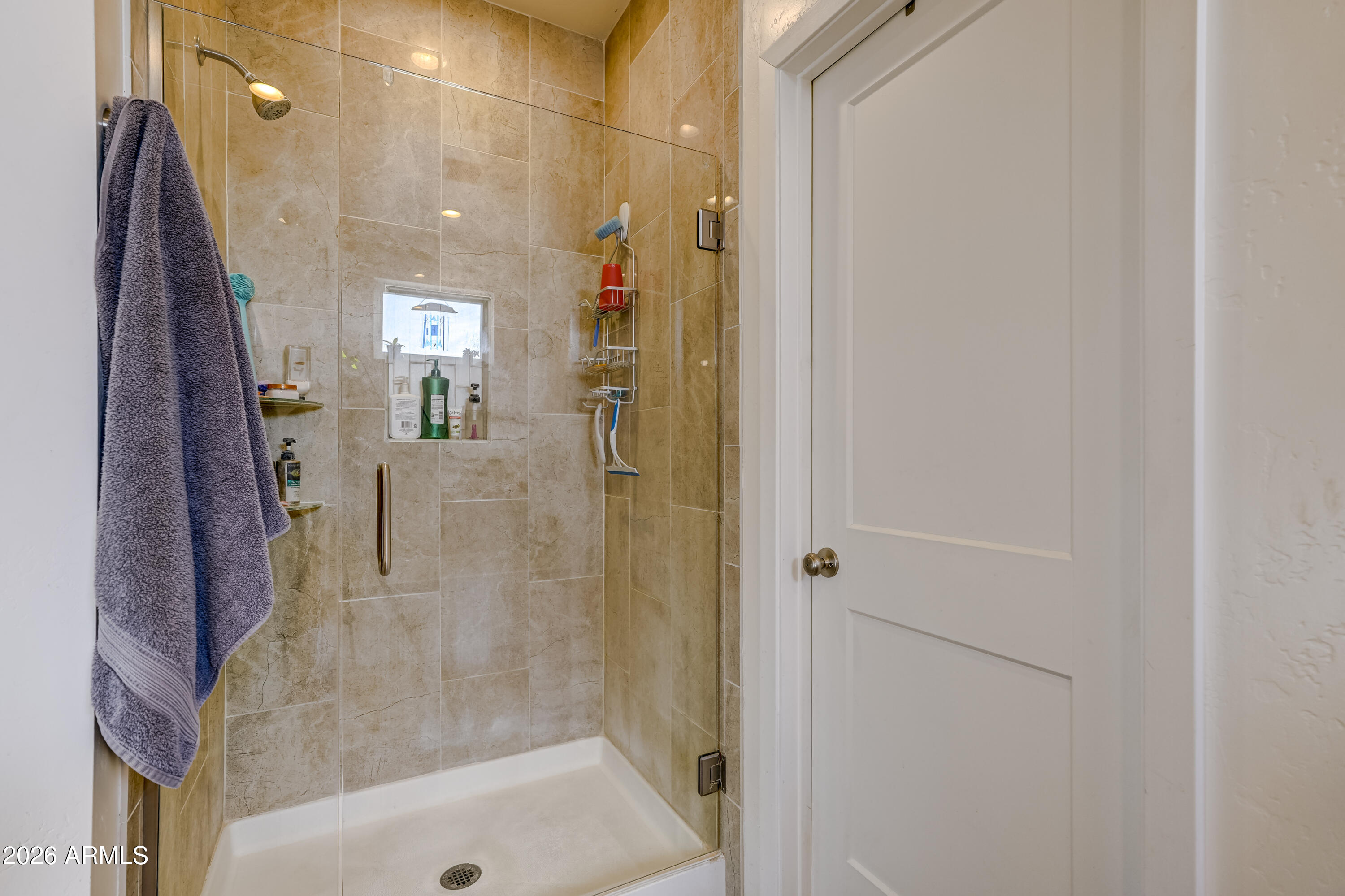 2771 South Country Hill Road Cornville, AZ 86325 - Photo 19 of 20 a bathroom with a shower