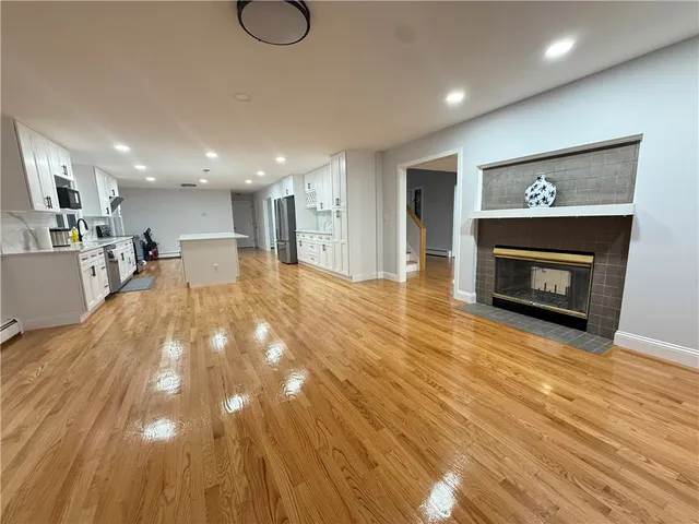 $949,900 | 26 Trout Brook Lane, Scituate, RI 02831