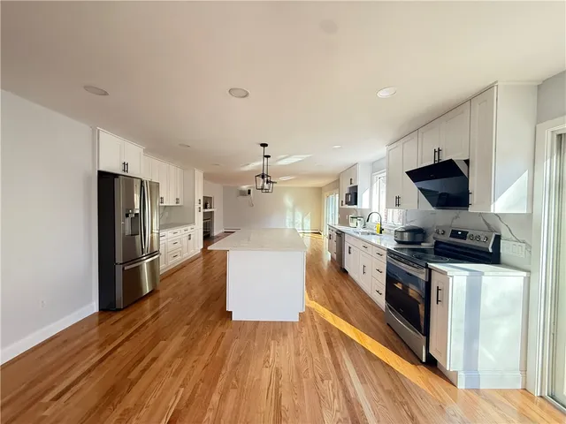 $949,900 | 26 Trout Brook Lane, Scituate, RI 02831