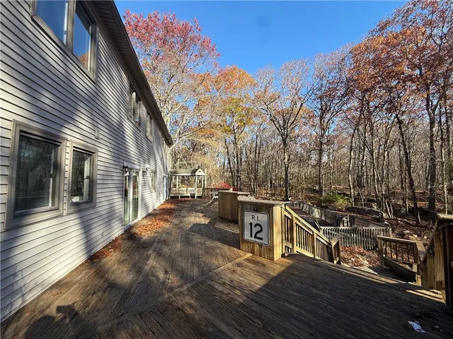 $949,900 | 26 Trout Brook Lane, Scituate, RI 02831