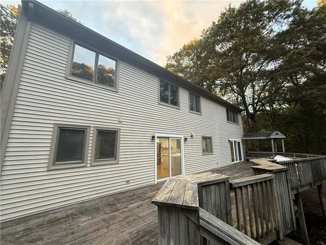 $949,900 | 26 Trout Brook Lane, Scituate, RI 02831