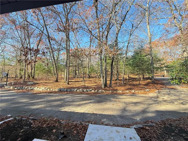 $949,900 | 26 Trout Brook Lane, Scituate, RI 02831