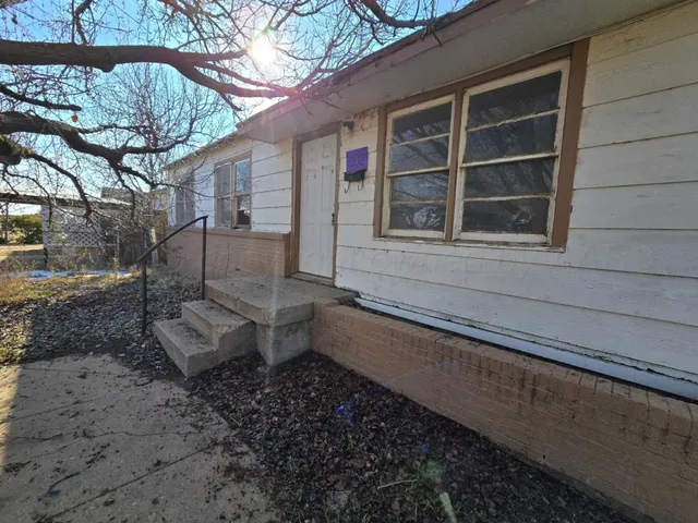 $40,000 | 508 South Collins Avenue, Tulia, TX 79088