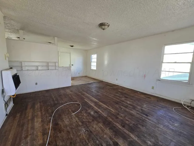 $40,000 | 508 South Collins Avenue, Tulia, TX 79088
