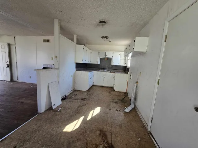 $40,000 | 508 South Collins Avenue, Tulia, TX 79088