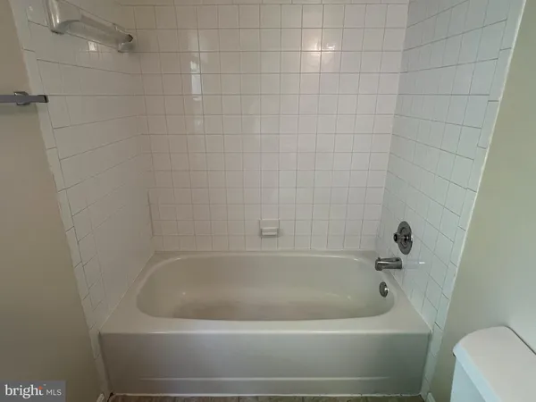 $2,145 | 19266 Esmond Terrace, Germantown, MD 20874