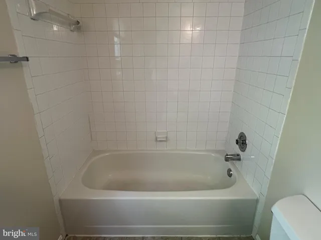 $2,395 | 19266 Esmond Terrace, Germantown, MD 20874