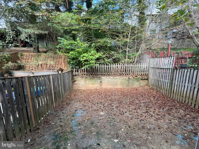 $2,395 | 19266 Esmond Terrace, Germantown, MD 20874