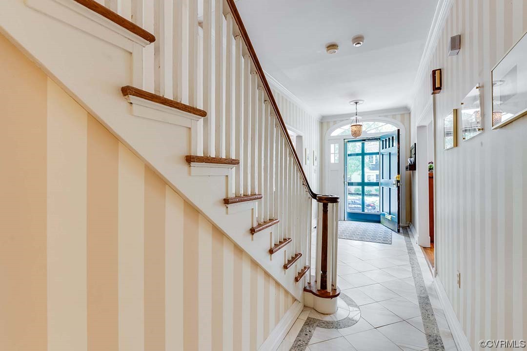 5009 Devonshire Road Richmond, VA 23225 - Photo 4 of 43 a view of entryway