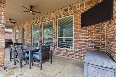 $760,000 | 1366 Foster Street, Lantana, TX 76226
