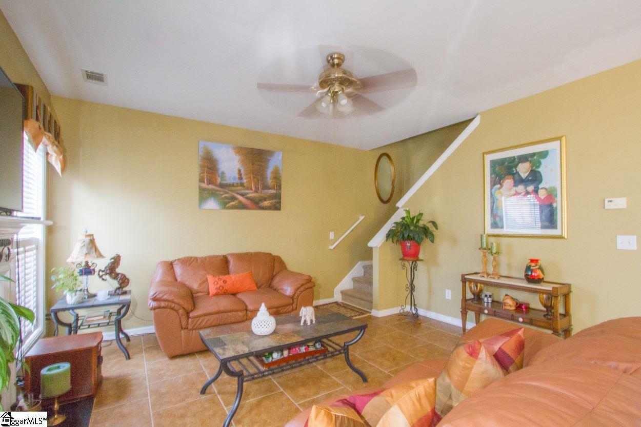 24 Box Tree Way Greenville, SC 29605 - Photo 4 of 36 Gallery Image 4