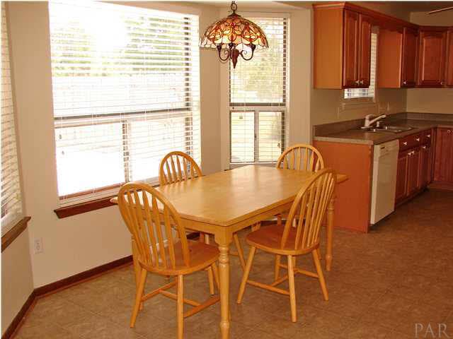 3000 Ranchette Square Gulf Breeze, FL 32563 - Photo 6 of 12 Formal dining area