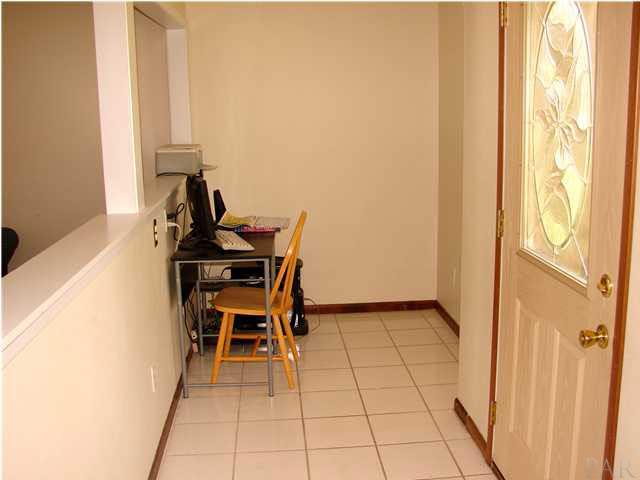 3000 Ranchette Square Gulf Breeze, FL 32563 - Photo 8 of 12 Large tiled foyer area